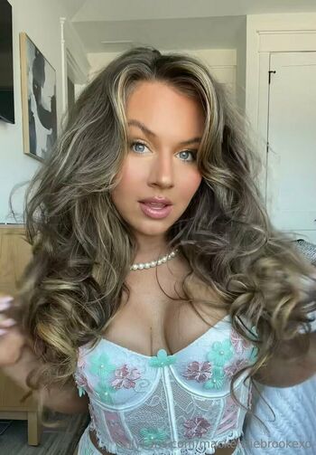 MacKenzie Brooke