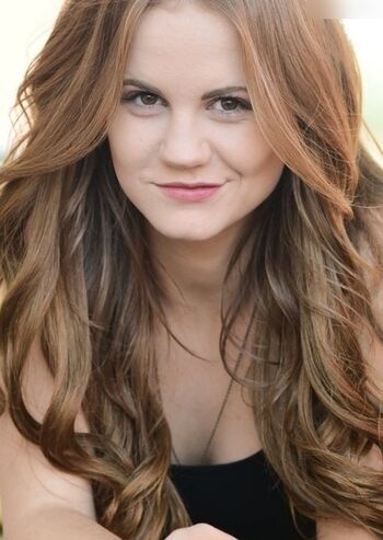 Mackenzie Lintz