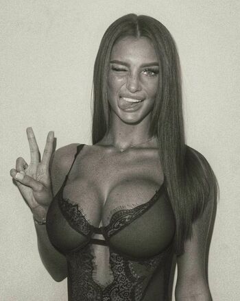 Maddy Cheary