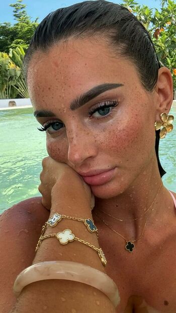 Maddy Cheary