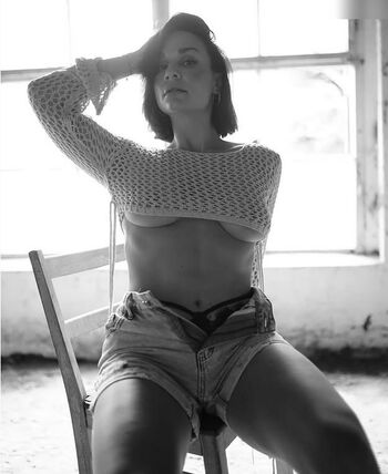 mademoiselle_michele