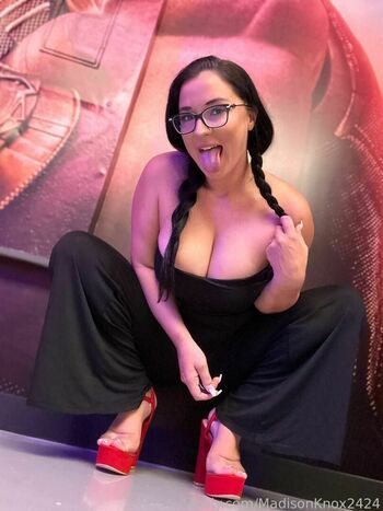 MadisonKnox2424