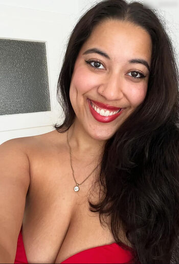Maggy Valentine