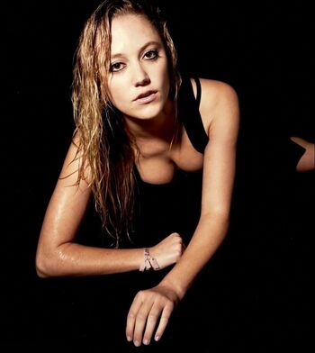 Maika Monroe