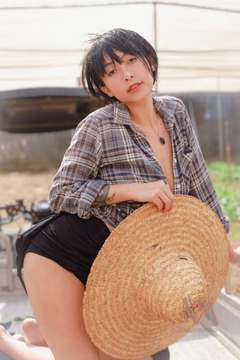 Maimaiwhyder Taiwanese Big Boobs