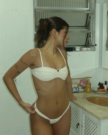Malu Camargo