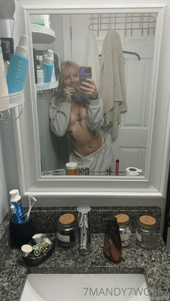 mandywolf777