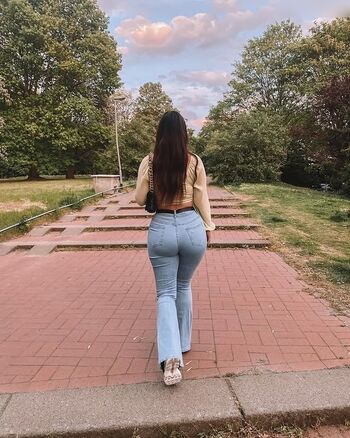 Mara.ambronn