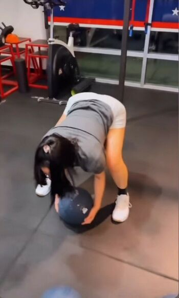 Mari Takahashi