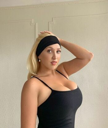 Maria Alba