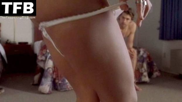 Maria Bello