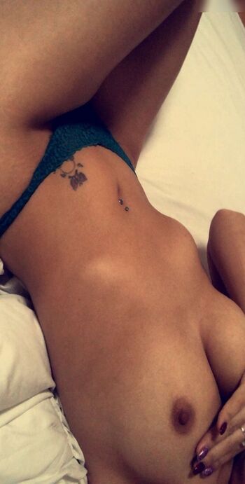 Mariah Leonne