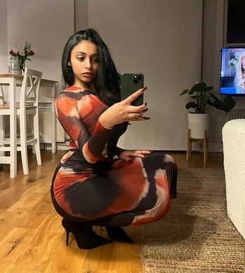 Mariahellie