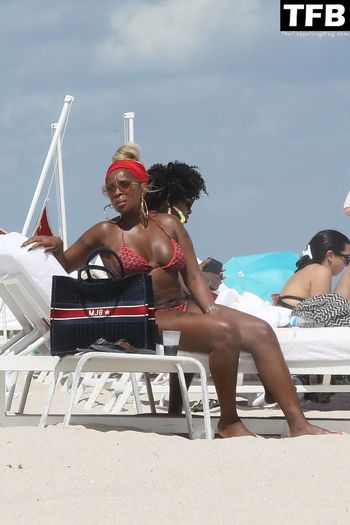 Mary J. Blige