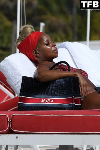 Mary J. Blige