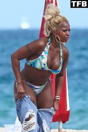 Mary J. Blige