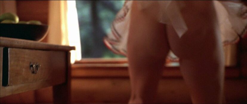 Mary-Louise Parker