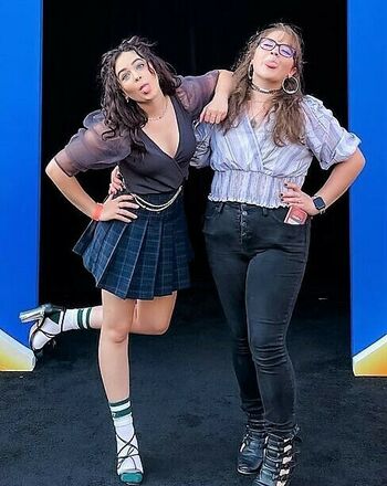 Mary Mouser