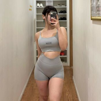 _may.e 은지