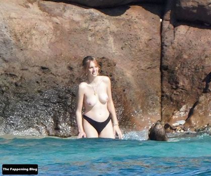Maya Hawke