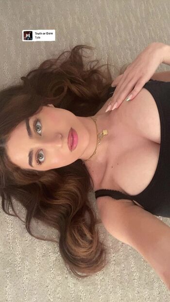 Maya Samusarab