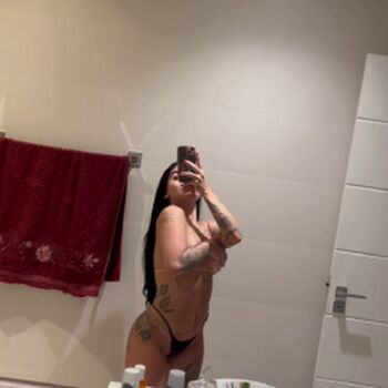 MC Mirella