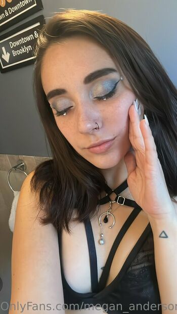 megan_anderson