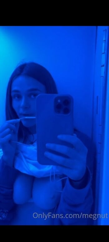 Megnutt02