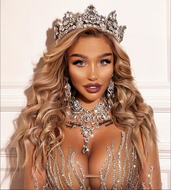 Melani VIP