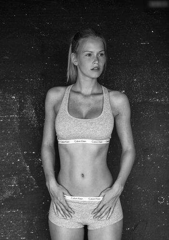 Melanie Kroll
