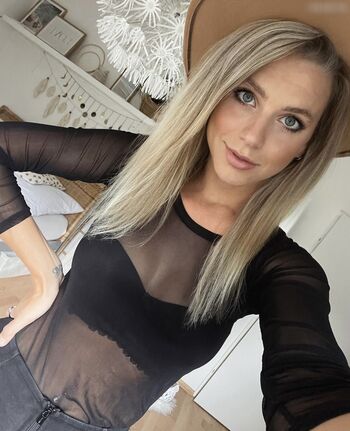 Melanie Pelzer
