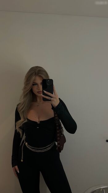 Melaniethrr