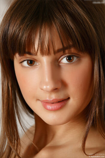 Melena Maria Rya