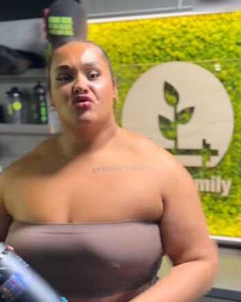 melina.bodybuilder