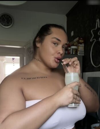 melina.bodybuilder
