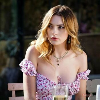 Melis Sezen