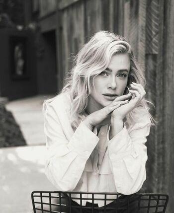 Melissa Roxburgh