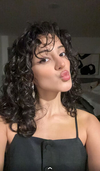 Melody Oz