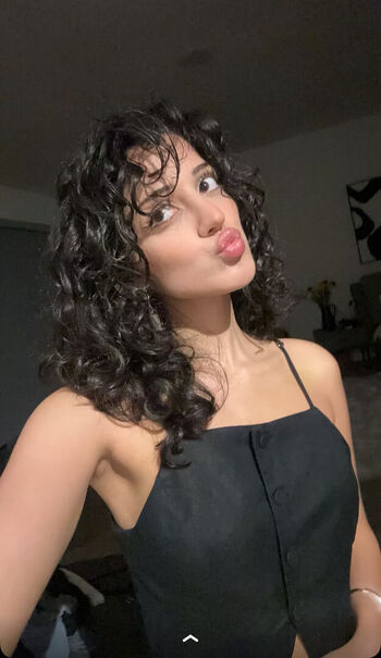 Melody Oz