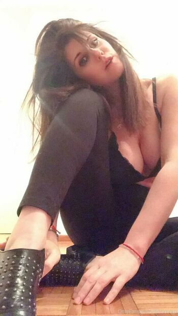 melodyhotttbaby