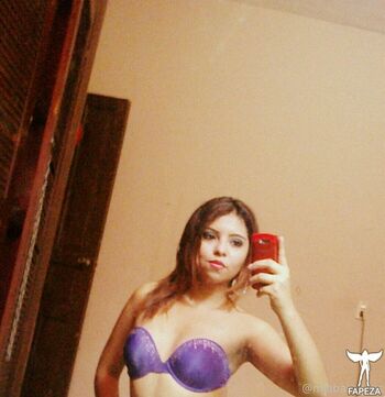 Mia Basanes