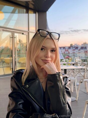 Mia_Bluebird