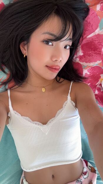 Mia Chen