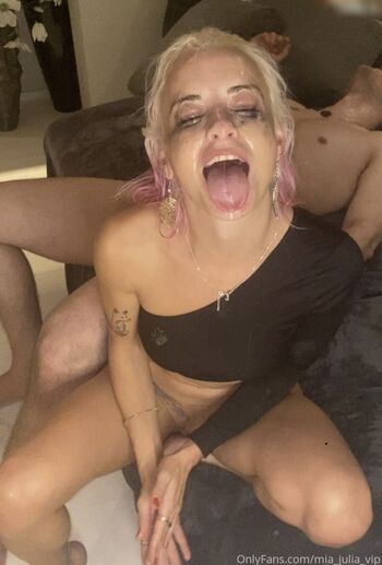 Mia Julia Brückner