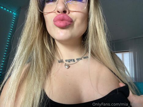 mia_laurita