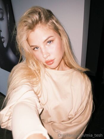 mia_tesh
