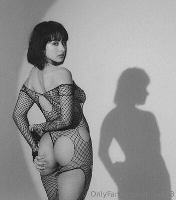 Mia Valentine
