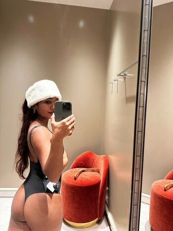 Mia Z