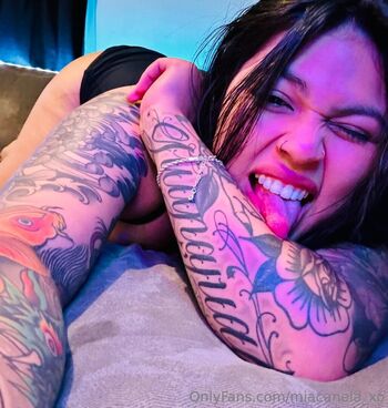 miacanela_xo