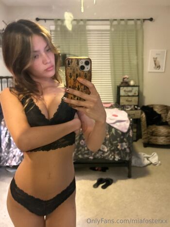 miafosterxx